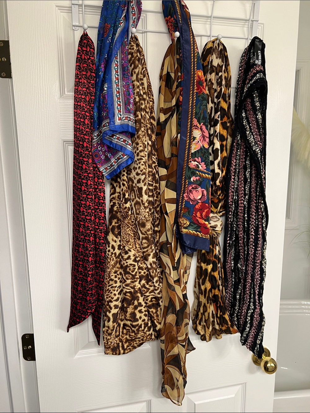 Women’s Scarfs & Wraps